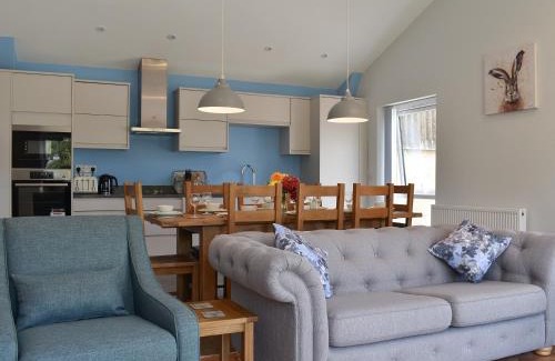 Ruckinge House | Lords View