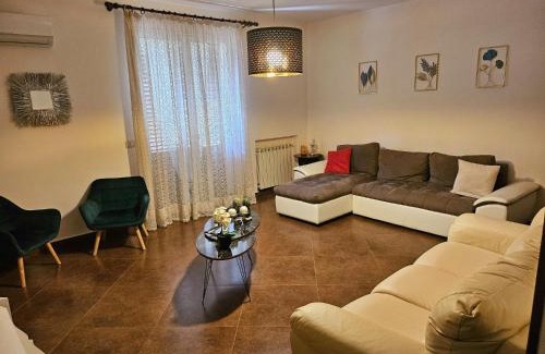Capaci Apartment | Loriano Apartment