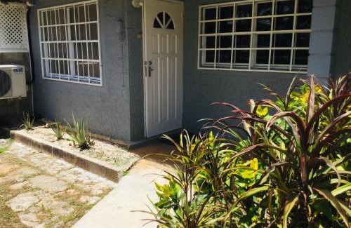Crown Point Apartment | Lorna's Cottage