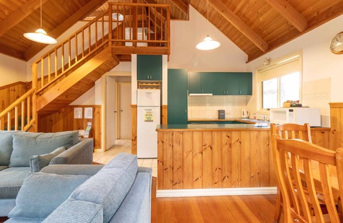 Lorne Cabin | Lorne Bush House Cottages & Eco Retreats