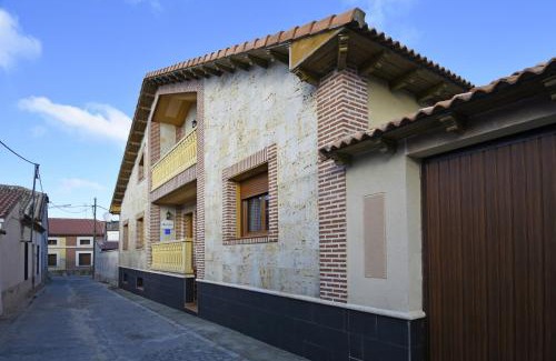 Coca House | LOS ALISOS Segovia