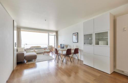 Mellet Apartment | Los Angeles 07-02