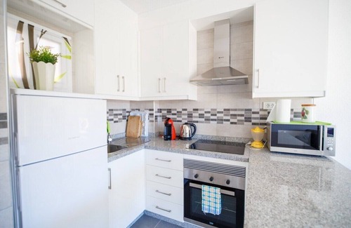 Los Cristianos Apartment | Los Angeles FREE WIFI