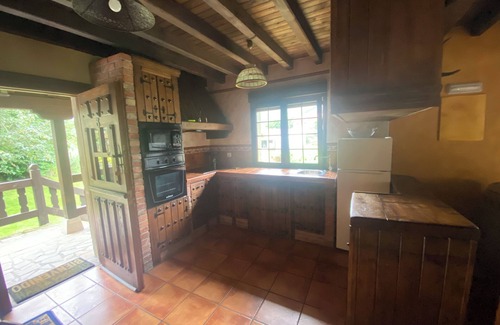 Celis Cottage | Los Avellanos CASA 3. In the mountains, near the beach and the Soplao cave.
