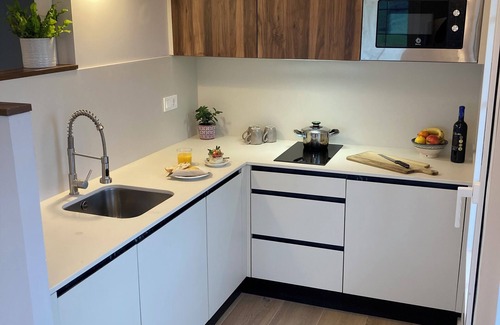 San Vicente de la Barquera Apartment | "Los Locos" - Cozy studio with mountain view & surf camp connection