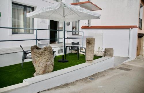 Carcaboso Apartment | Los Miliarios