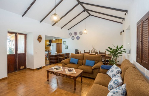 Santa Maria de Guia de Gran Canaria Cottage | Los Paredones Farm - Private Pool - Garden
