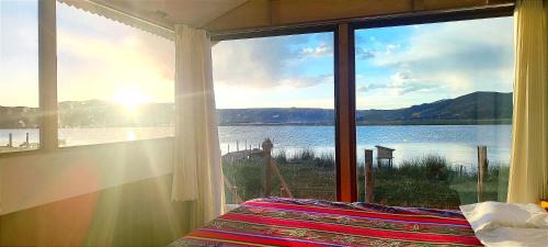 Puno Cabin | Los uros Jakana Lodge