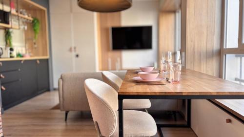 Voltaire - Saint Amour Apartment | Lost inn Lyon Part dieu -Entre centre ville et gare part dieu -Netflix