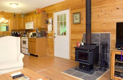 Wardensville Cabin | Lost River WV 2-br 1-ba cabin (Unit A)