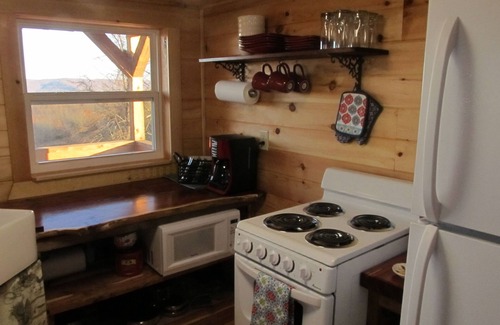Compton House | Lost Valley View Cabin