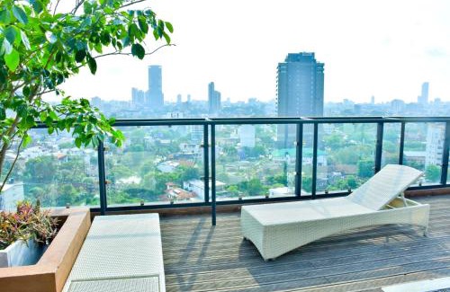 Kirula Apartment | Lotus Luxe Residences