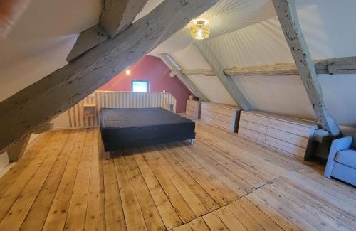 La Salvetat-Peyrales House | Lou Cantou del aiga
