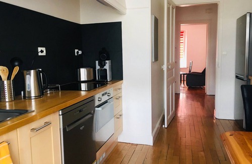 Vittel Apartment | Louis : Charming 2 bedroom flat in the centre of Vittel (free parking)
