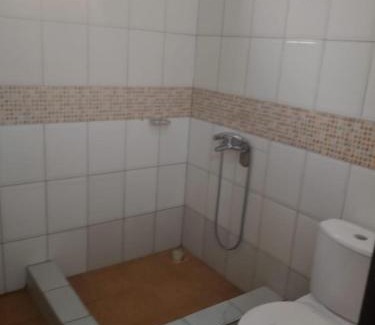 Lome Villa | Loulou