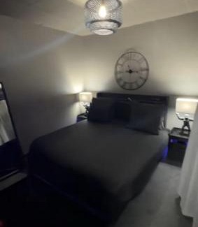 Les Clayes-sous-Bois Apartment | Love&love room