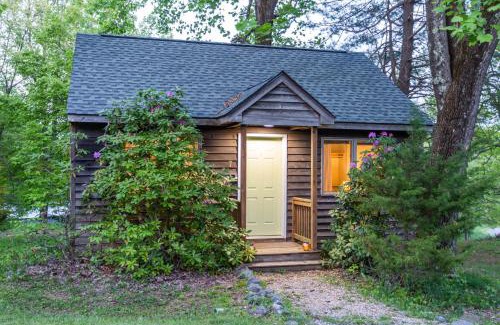 Montebello House | Love Ridge Mountain Lodging