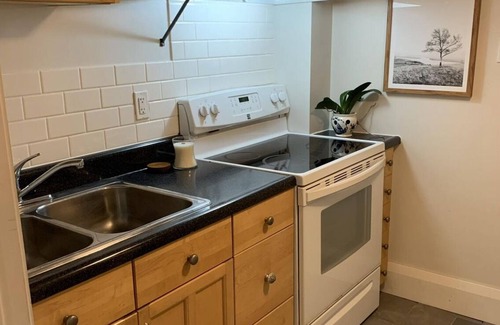 Earlscourt Apartment | Lovely 1-Bedroom Apartment in Corso Italia