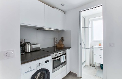 Montmartre Apartment | Lovely 1BR in the Heart of Montmartre