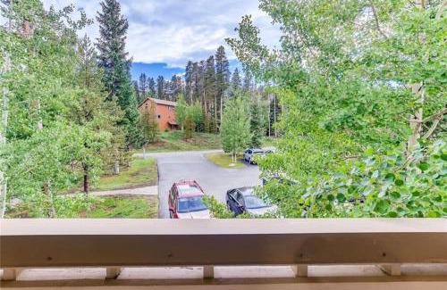 Peak 8 House | Lovely 2 BDR Condo Close to Skiing and Main St
