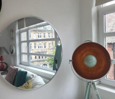 Newcastle-upon-Tyne Apartment | Lovely 2 bed flat in the VERY CENTRE of Newcastle