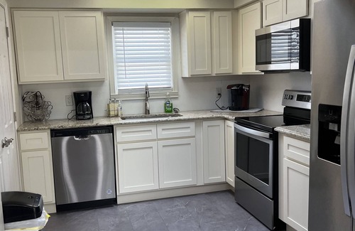 Paintsville Apartment | Lovely 2 Bedroom Unit with Free Parking