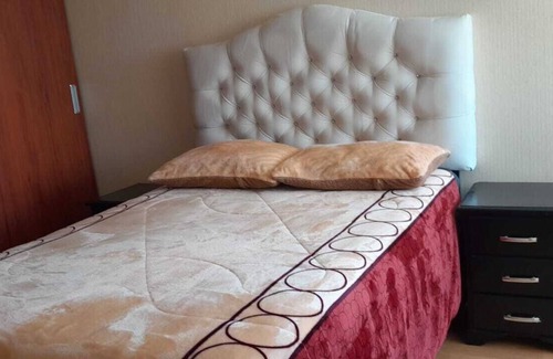 Distrito de Comas Apartment | Lovely 3 bed 2 bath apartment with pool in private condo