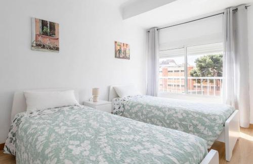 Campoamor Apartment | Lovely 3-bedroom apartment with balcony