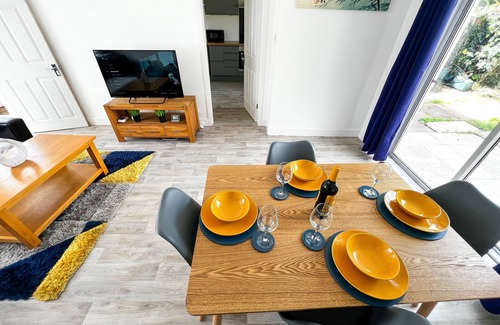 Colchester House | Lovely 3 Bedroom Terraced House near the university in Colchester