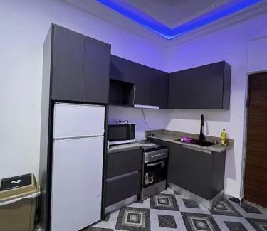 Nopendaw House | Lovely 5-Bed House Getaway Duplex in Accra