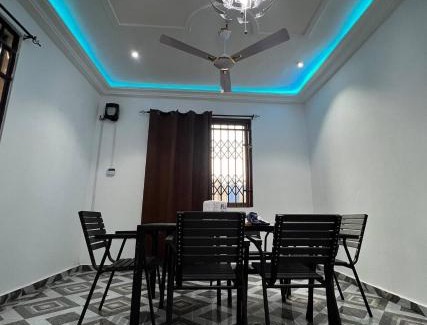 Nopendaw House | Lovely 5-Bed House Getaway Duplex in Accra