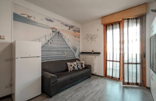 San Tommaso Tre Archi Apartment | Lovely apartment overlooking the beach at Lido tre Archi di Fermo