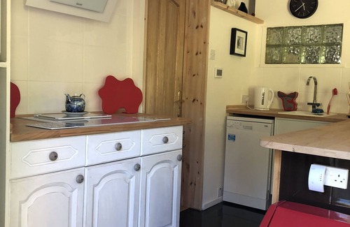 Sheringham Cabin | Lovely and completely unique self contained holiday let