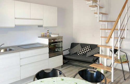 Cologna Spiaggia Villa | Lovely apartment in villa with A/C, pool, hot tub, WIFI, TV, patio, pets allowed and panoramic v.