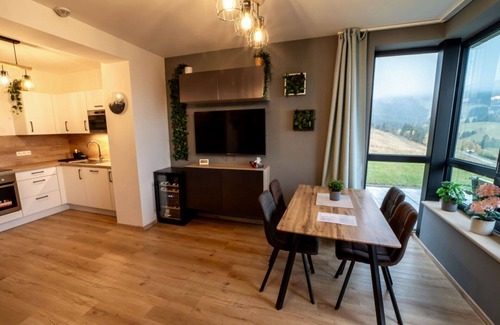 Loucna Pod Klinovcem Apartment | Lovely apartment for 4 people with WIFI, TV and terrace