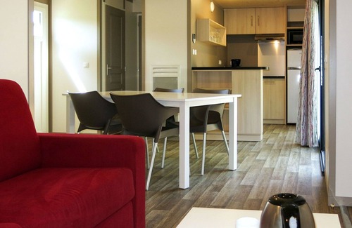 Malansac House | Lovely apartment in villa for 4 guests with WIFI, pool, TV, terrace, pets allowed and parking