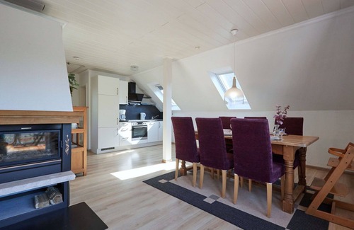 Frankenau House | Lovely apartment in villa for 8 people with WIFI, TV, terrace and pets allowed