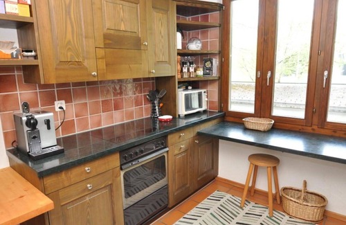 Engelberg Apartment | Lovely apartment for 4 people with WIFI, pool, TV and balcony