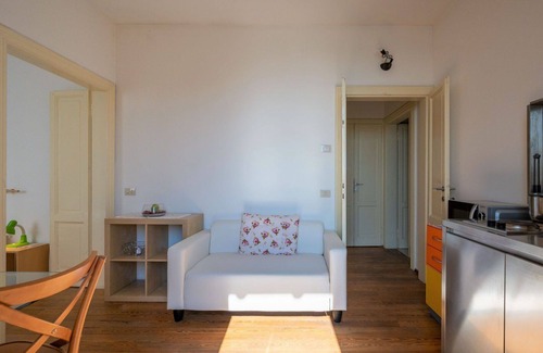 Ghiffa Apartment | Lovely apartment for 2 people with WIFI, TV, balcony and pets allowed