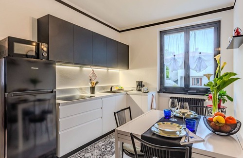 Tremezzina Apartment | Lovely apartment for 2 people with WIFI, TV and balcony