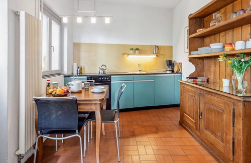 Muralto Apartment | Lovely apartment for 4 guests with WIFI, balcony and parking