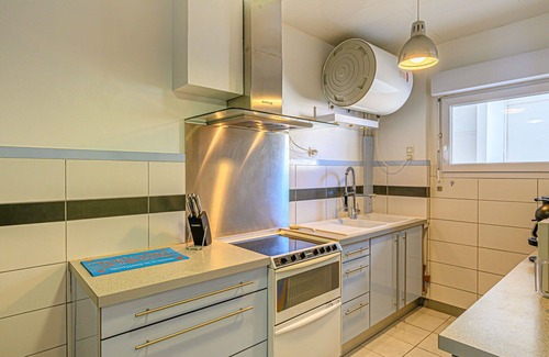 Morbihan Apartment | Lovely apartment for 4 guests with WIFI, TV, balcony and parking