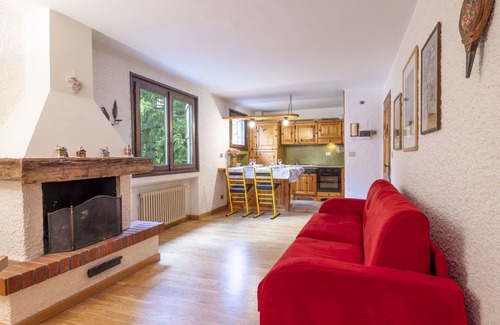 Bormio Apartment | Lovely apartment for 4 guests with WIFI and TV