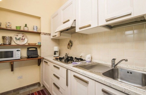 Fornole Apartment | Lovely apartment for 4 people with pool, A/C, WIFI, TV, veranda and parking
