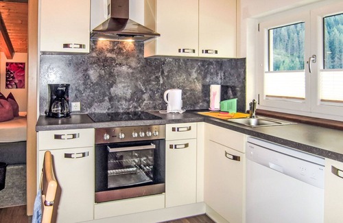 Huben Apartment | Lovely apartment for 6 guests with WIFI, balcony and pets allowed