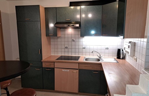Burgstall Apartment | Lovely apartment for 10 guests with WIFI, TV, balcony and parking