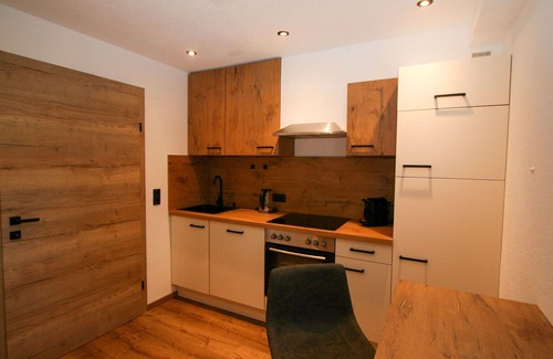 Ramsau im Zillertal Apartment | Lovely apartment for 6 guests with WIFI, TV, terrace and parking