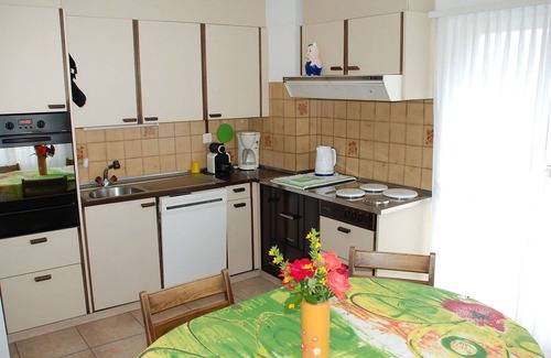 Chironico Apartment | Lovely apartment for 4 guests with WIFI, TV, balcony, panoramic view and parking