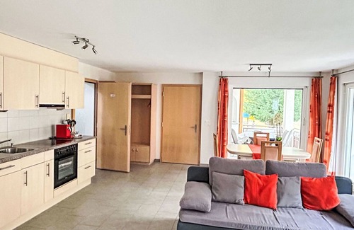 Saas Grund Apartment | Lovely apartment for 4 guests with WIFI, TV, balcony, pets allowed, panoramic view and parking