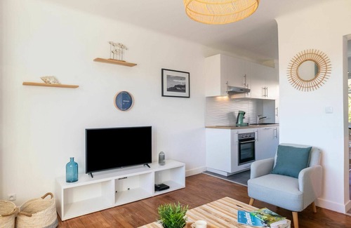 Guethary Apartment | Lovely apartment for 2 guests with WIFI, TV and parking